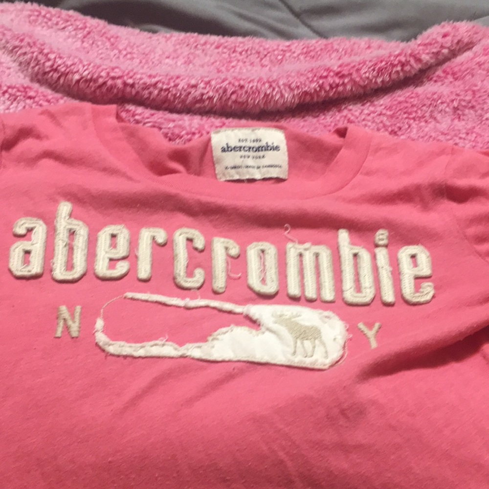 Abercrombie & Fitch Pink Logo Short Sleeve Tee